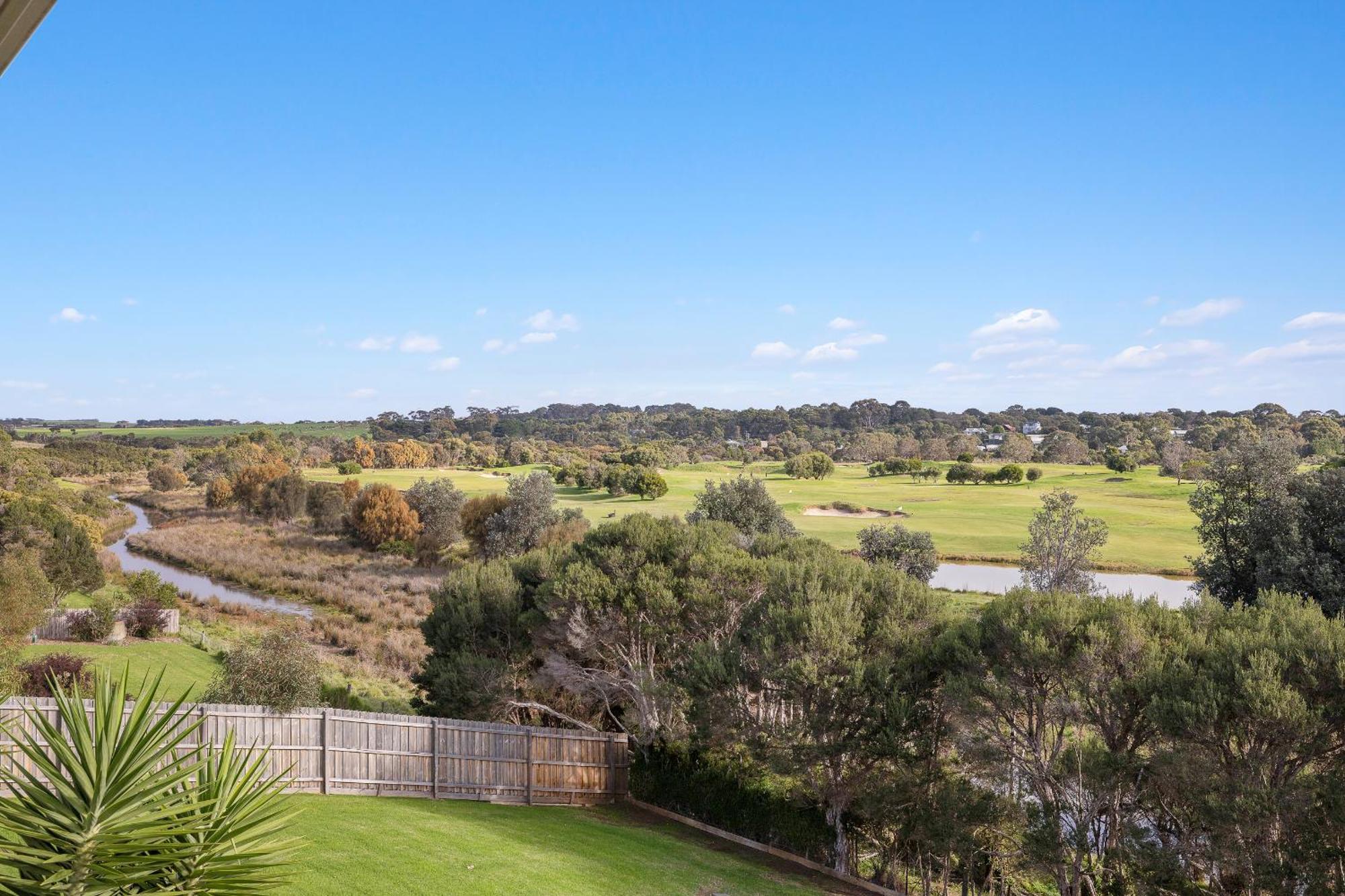 Saltwater Breeze Retreat Villa Cowes Exterior photo