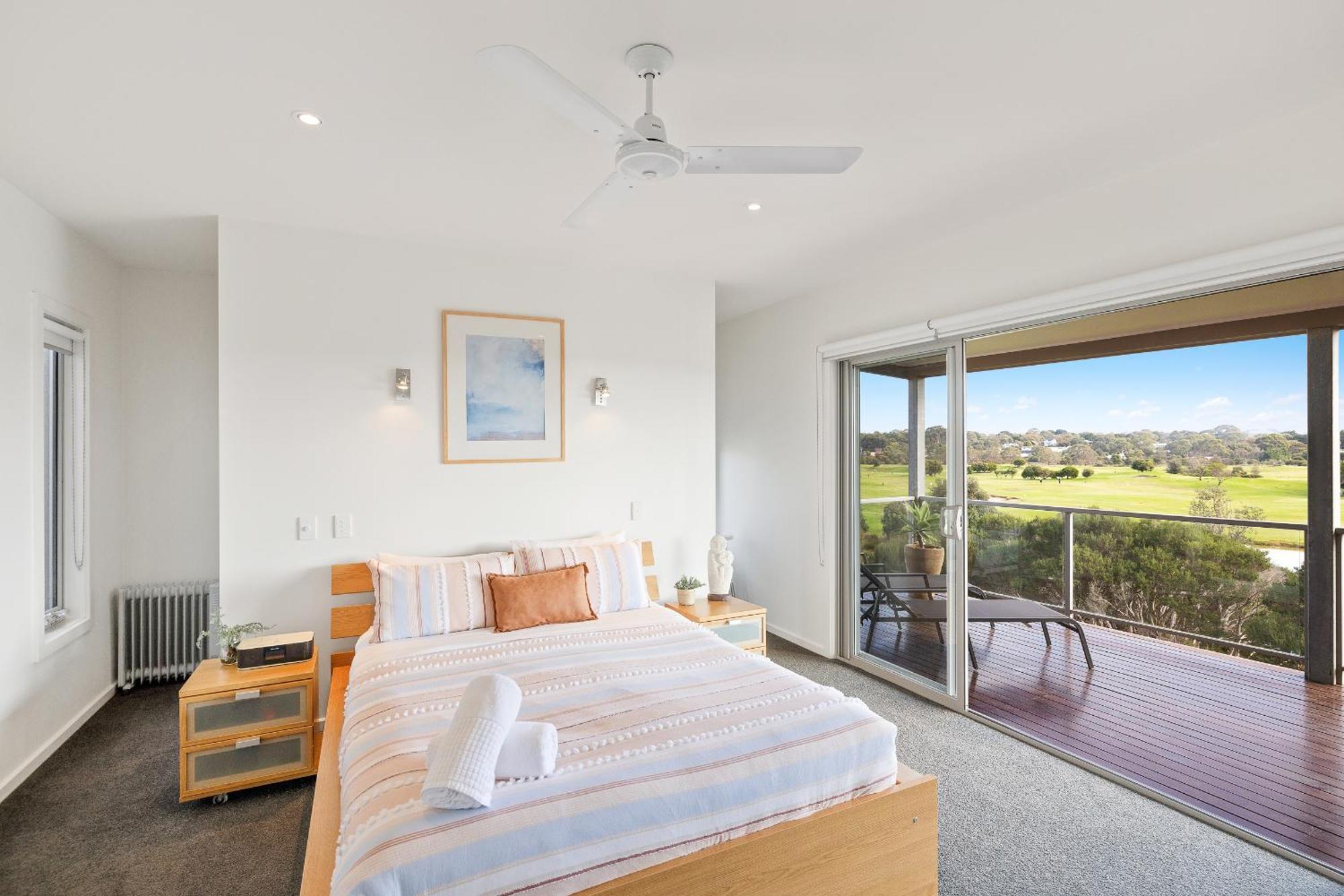 Saltwater Breeze Retreat Villa Cowes Exterior photo