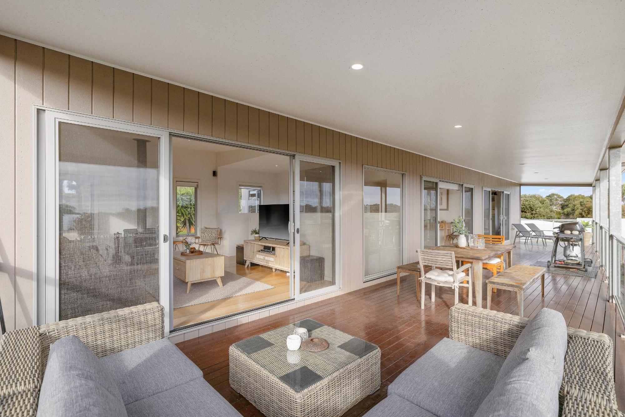 Saltwater Breeze Retreat Villa Cowes Exterior photo